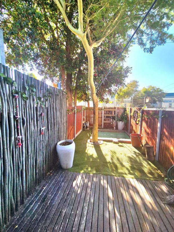 2 Bedroom Property for Sale in Durbanville Western Cape